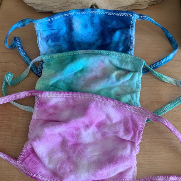 NWT blue/ pink/ green tie dye mask bundle - Picture 7 of 7